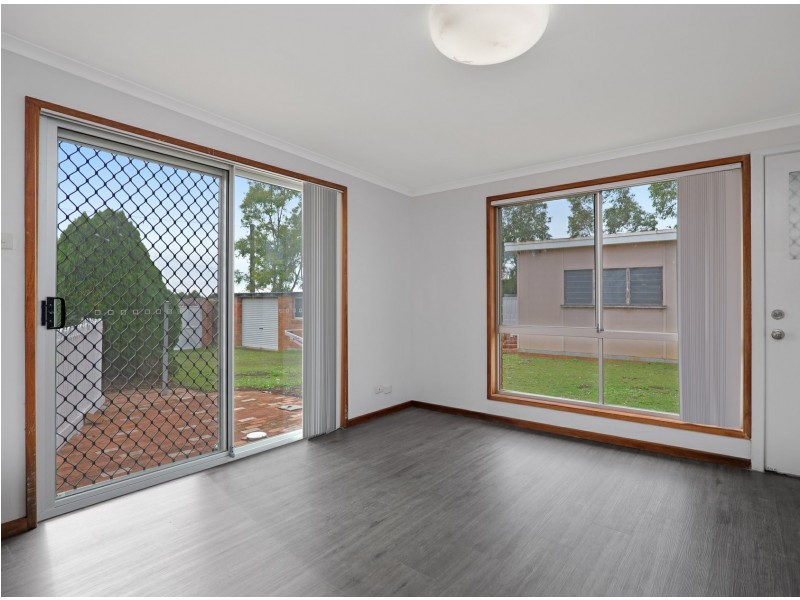 30 Buckland Ave, Cessnock NSW 2325