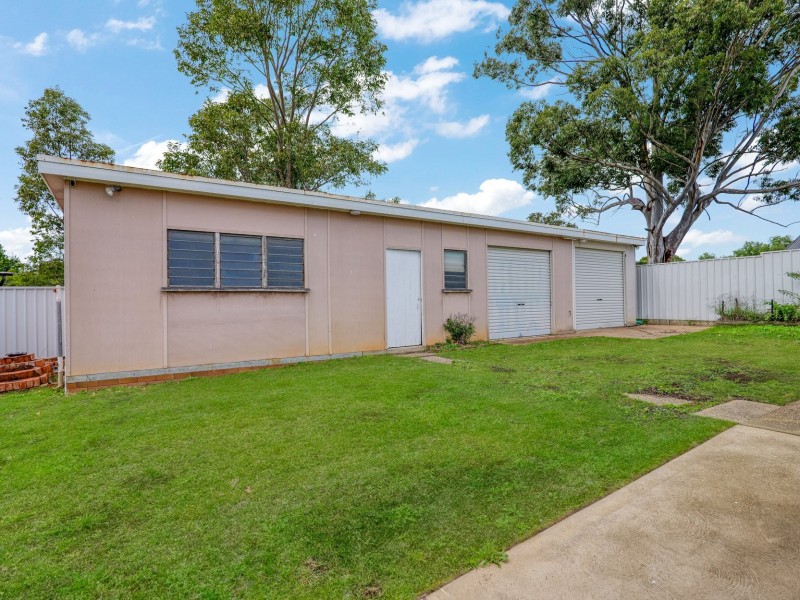 30 Buckland Ave, Cessnock NSW 2325
