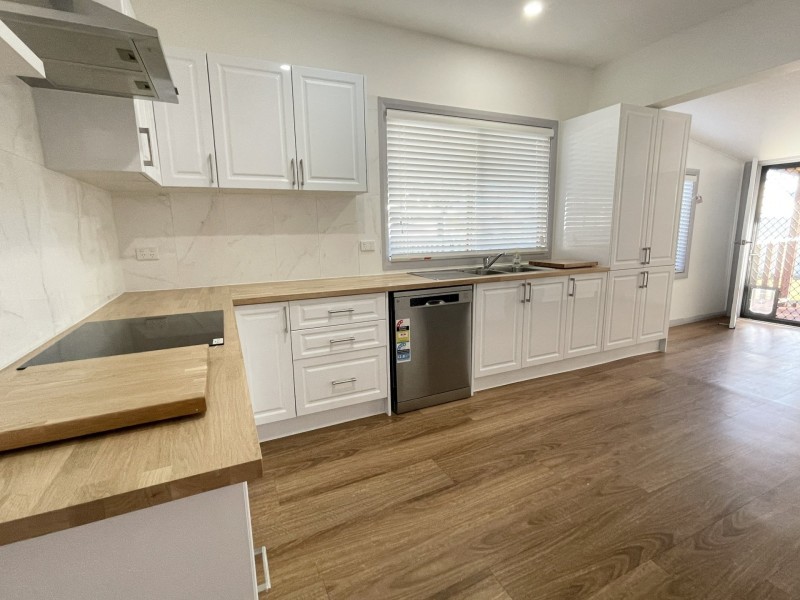 8 Barrett Avenue, Cessnock NSW 2325