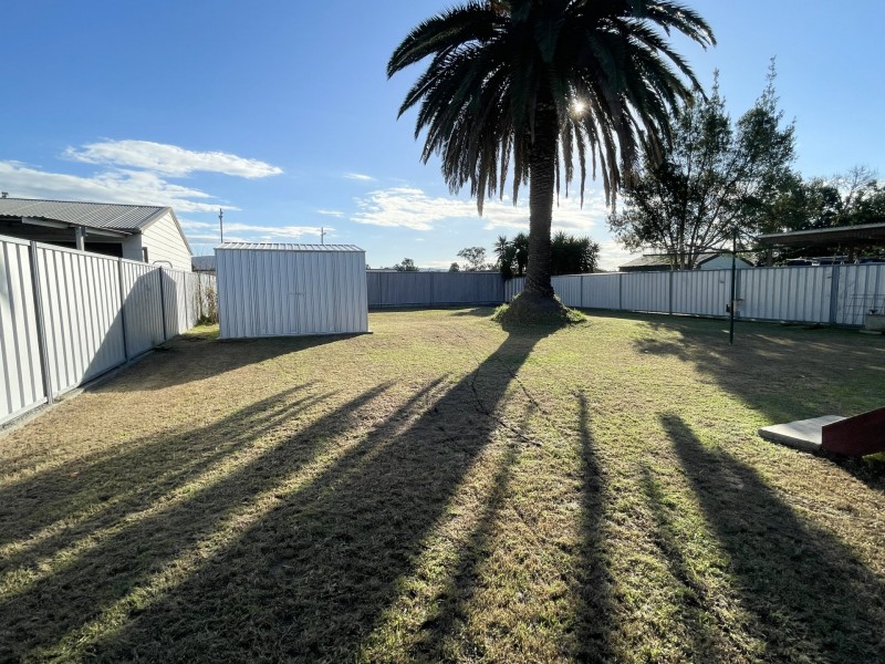 8 Barrett Avenue, Cessnock NSW 2325