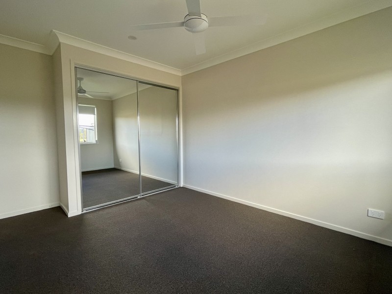 2/47 Lakeside Circuit, Cessnock NSW 2325