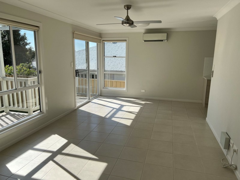 2/14 Clara Street, East Maitland NSW 2323