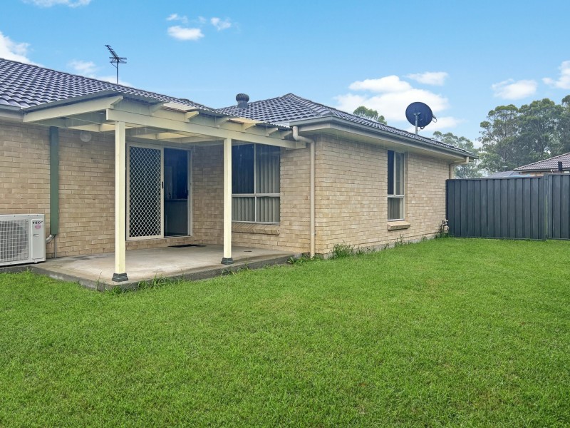 19 Casson Ave, Cessnock NSW 2325