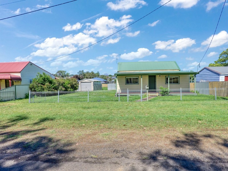 16 High Street, Greta NSW 2334