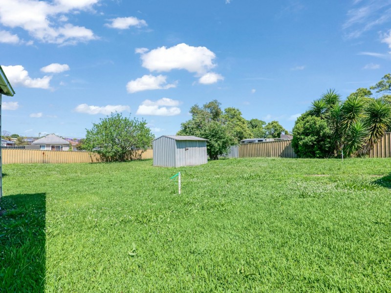 16 High Street, Greta NSW 2334