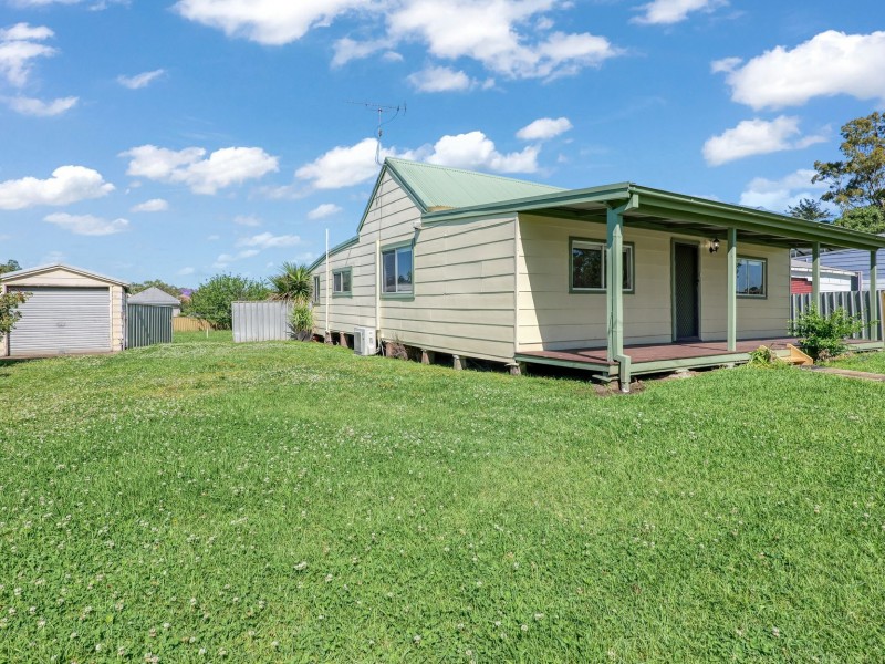 16 High Street, Greta NSW 2334