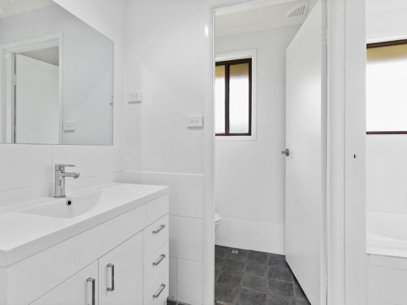 17 Tomalpin Street, Kearsley NSW 2325