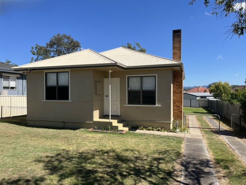 13 Lambert Street, Cessnock NSW 2325