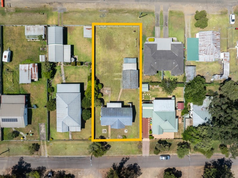 39 Gordon Avenue, Cessnock NSW 2325