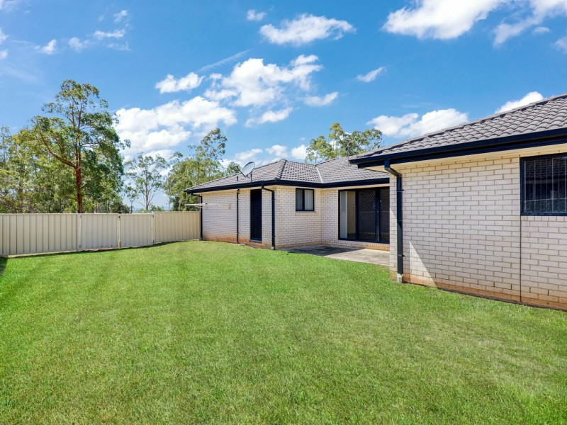 18 Cabernet Grove, Cessnock NSW 2325
