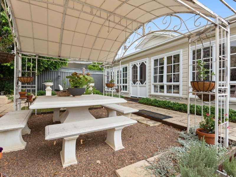 27 Edith Street, Cessnock NSW 2325