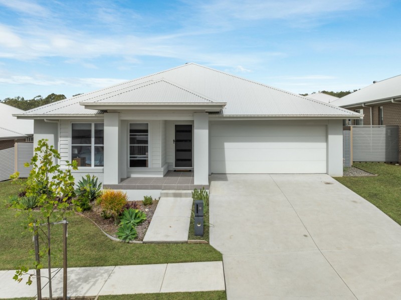 16 Oxley Road, North Rothbury NSW 2335