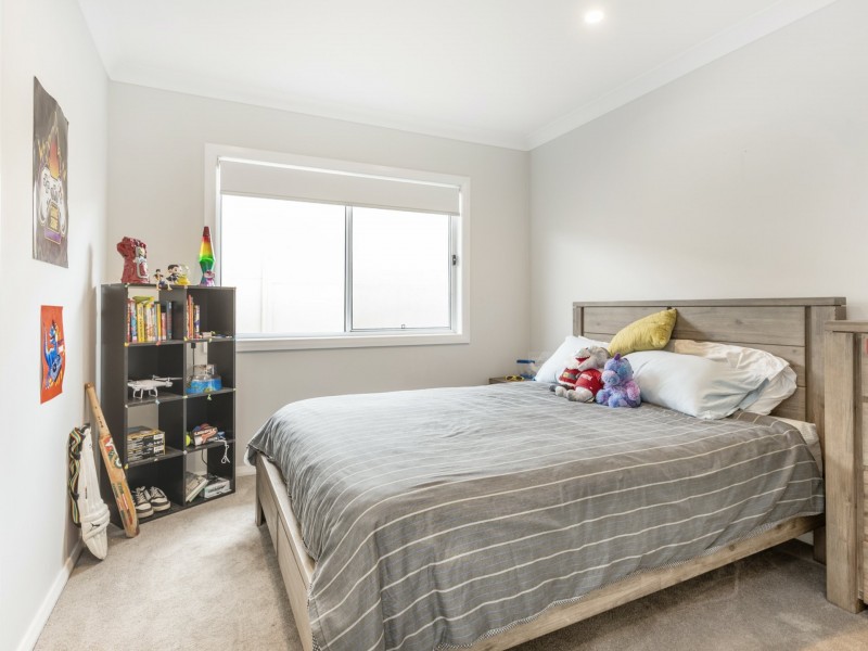 16 Oxley Road, North Rothbury NSW 2335