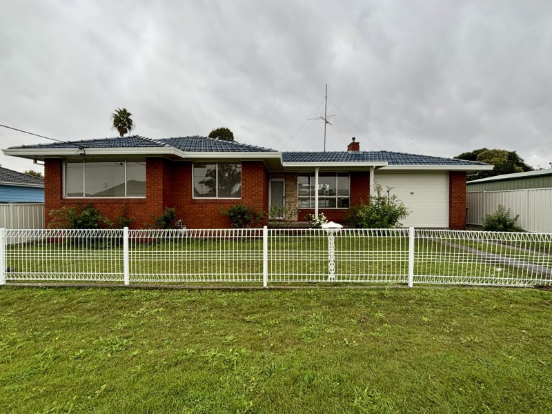 2 Comfort Avenue, Cessnock NSW 2325