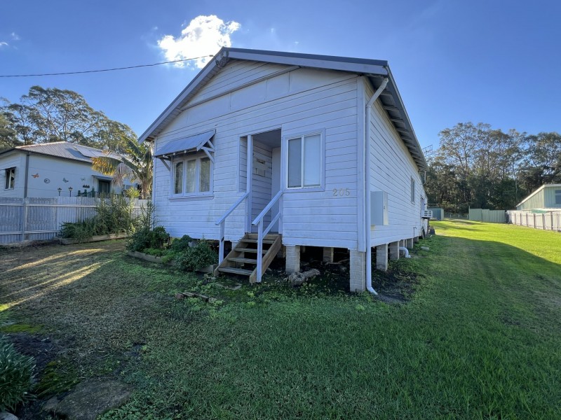 205 Cessnock Road, Neath NSW 2326