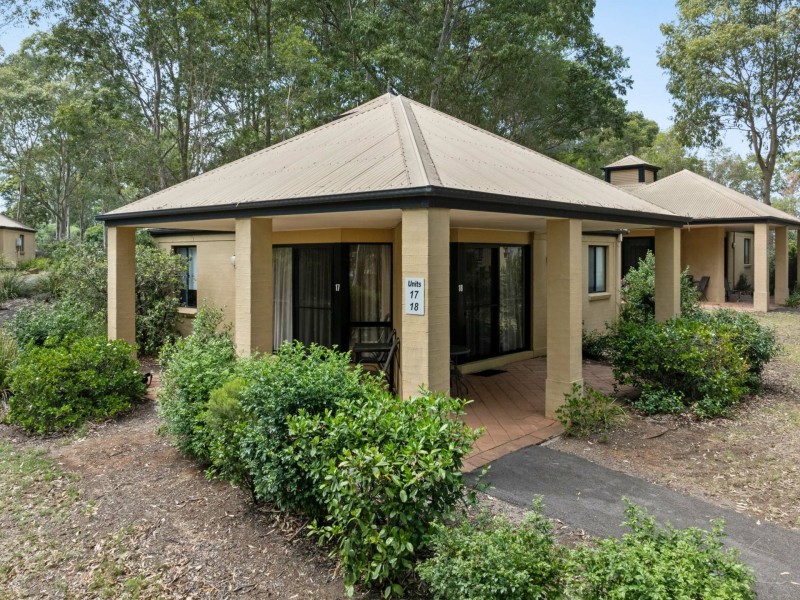 Villa 17 & 18/485 McDonalds Rd, Pokolbin NSW 2320