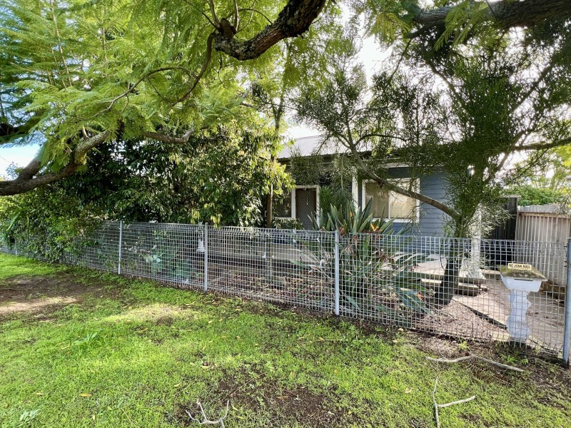 14 Jurd Street, Cessnock NSW 2325