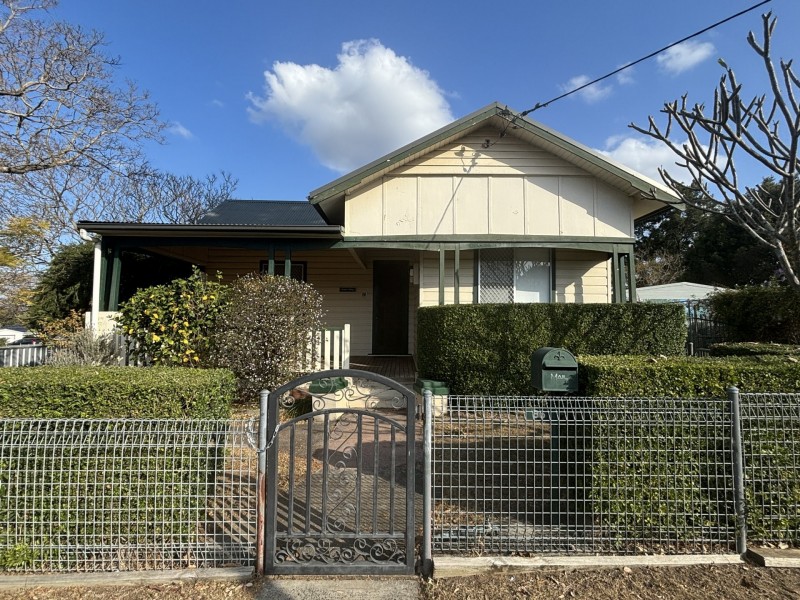 86 Barton Street, Kurri Kurri NSW 2327