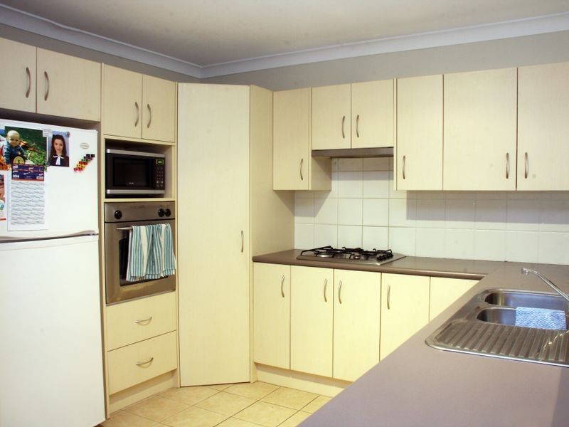 2/32 Edith Street, Cessnock NSW 2325