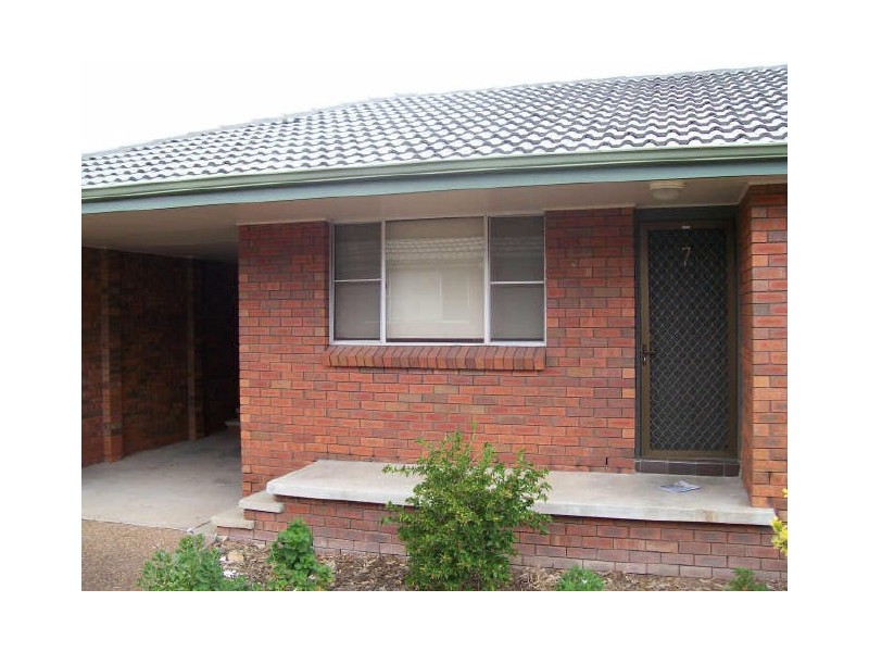7/81-83 Tamworth Street, Abermain NSW 2326