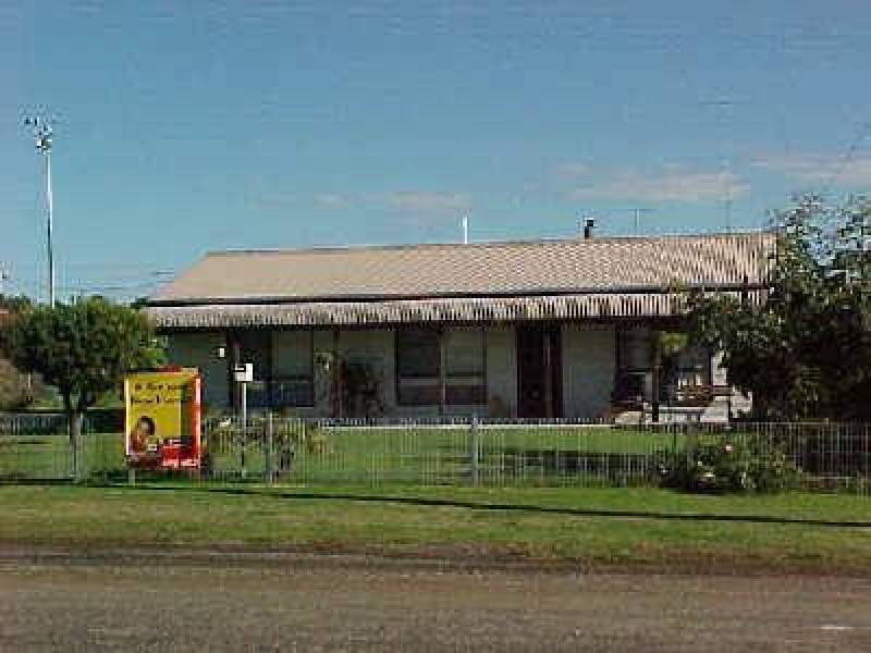 7 Fourth Street, Cessnock NSW 2325