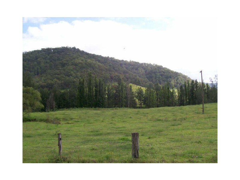 1855 Wollombi Road, Sweetmans Creek NSW 2325