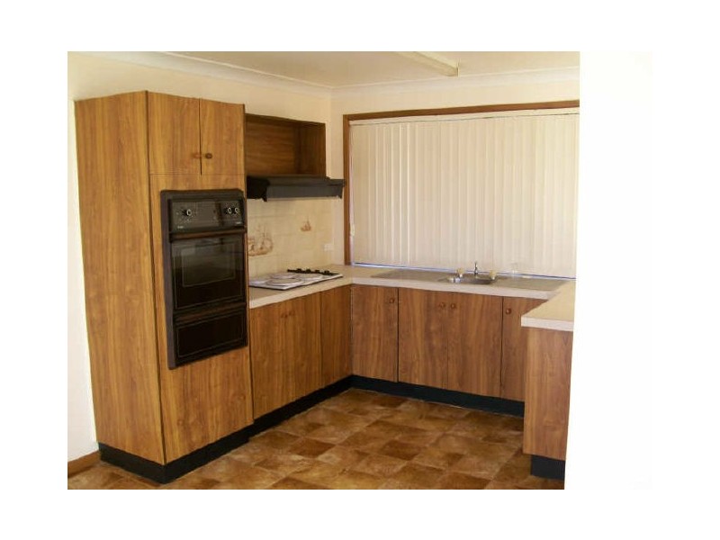 93 Macquarie Avenue, Cessnock NSW 2325