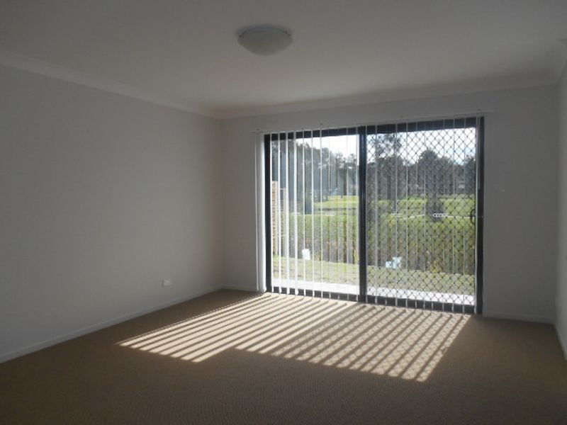 11/5 Stonebridge Drive, Cessnock NSW 2325