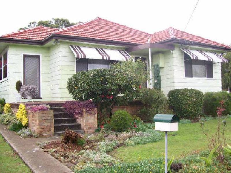 12 Mills Crescent, Cessnock NSW 2325