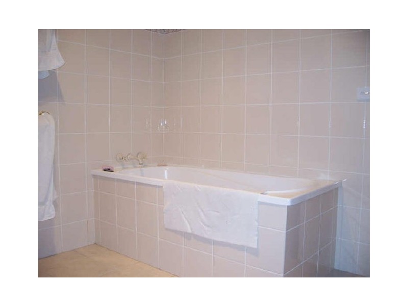 17 Rugby Street, Ellalong NSW 2325