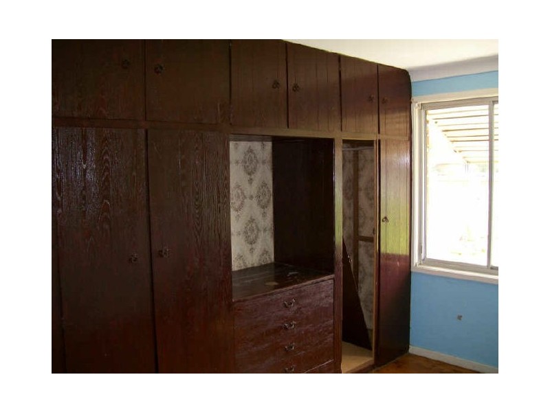 9 Racecourse Road, Cessnock NSW 2325