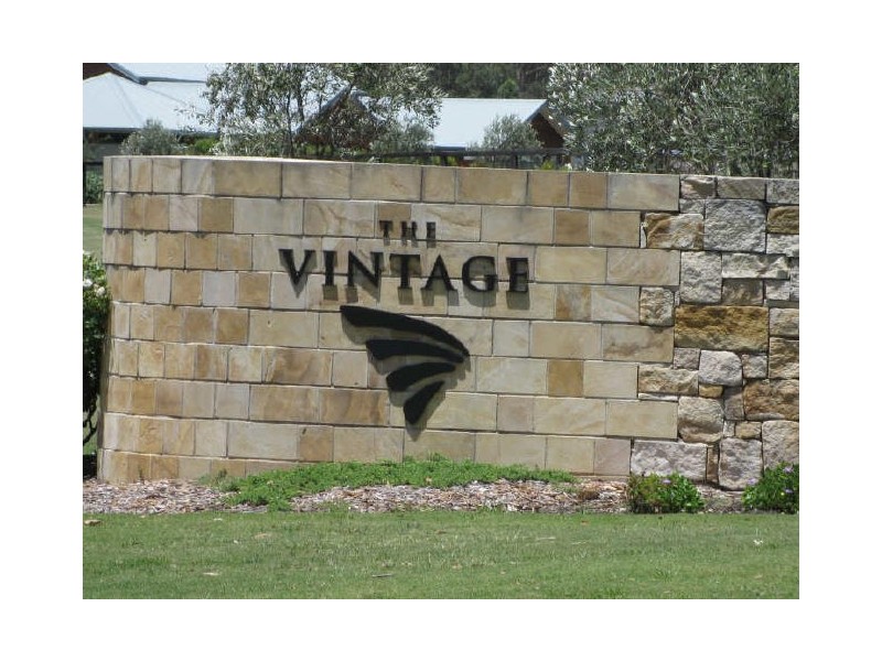 22 Mahogany Drive, Rothbury NSW 2320