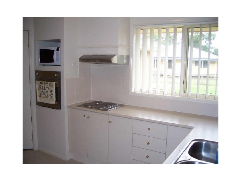 22 Woodbury Lane, Abermain NSW 2326