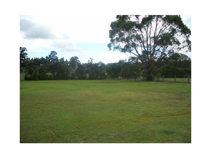 22 Woodbury Lane, Abermain NSW 2326