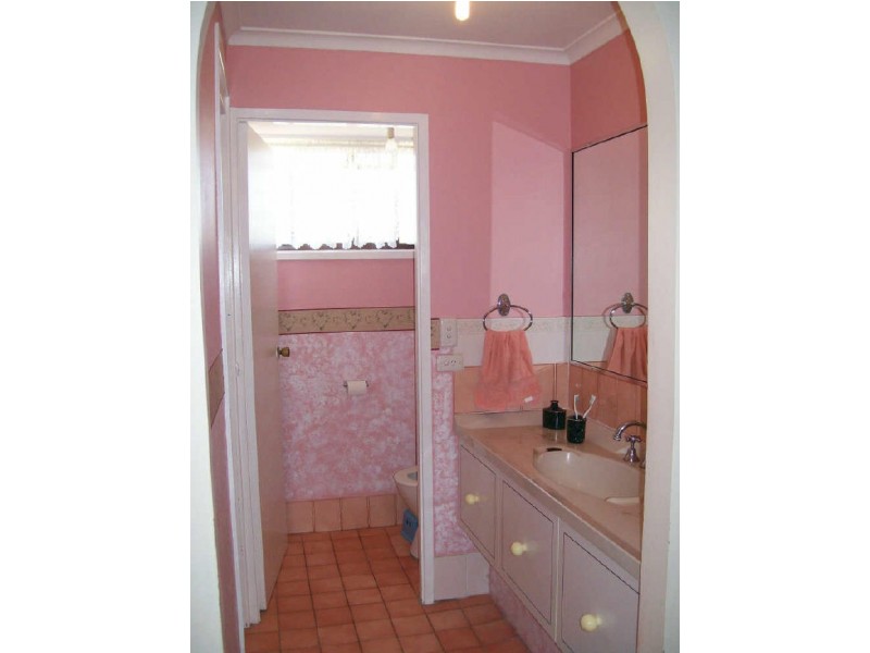 21 Elizabeth Street, Abermain NSW 2326