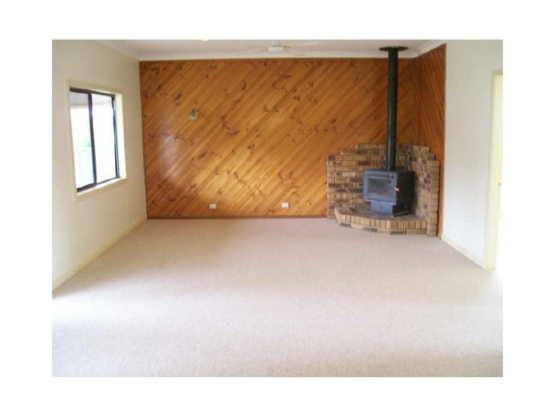 7 Curry Street, Aberdare NSW 2325