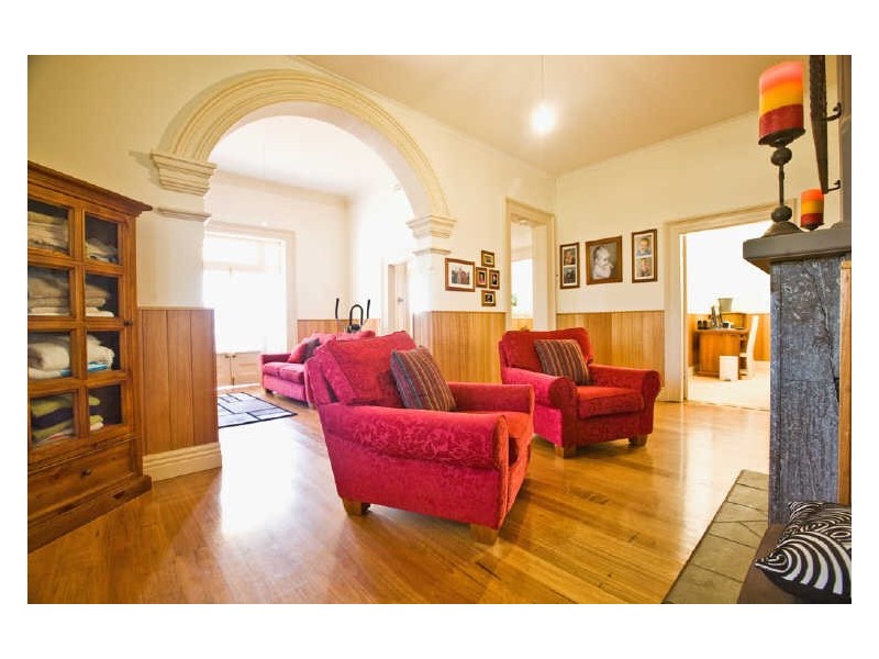 28 Hall Street, Cessnock NSW 2325