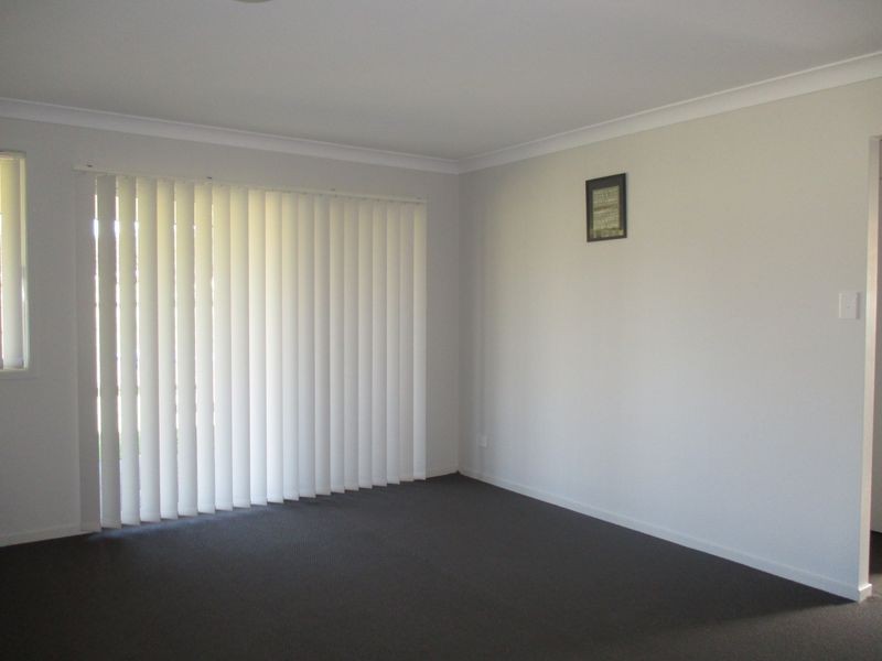 21 Stonebridge Dr, Cessnock NSW 2325