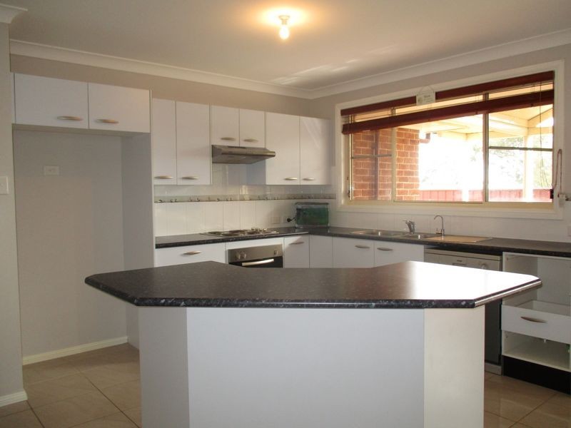 52 Hospital Road, Weston NSW 2326