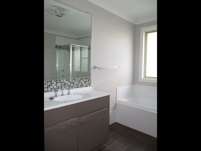 52 Hospital Road, Weston NSW 2326