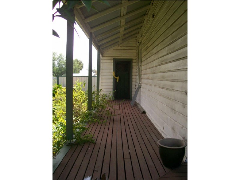 44 Gordon Avenue, Cessnock NSW 2325