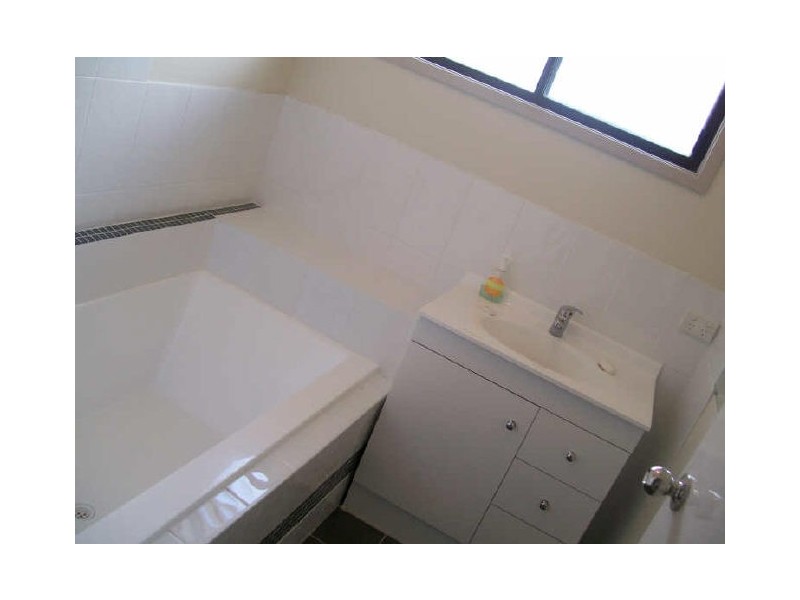 7 Fourth Street, Cessnock NSW 2325