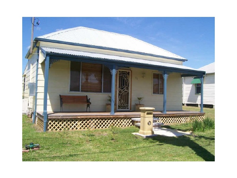 33 Jeffries Street, Cessnock NSW 2325