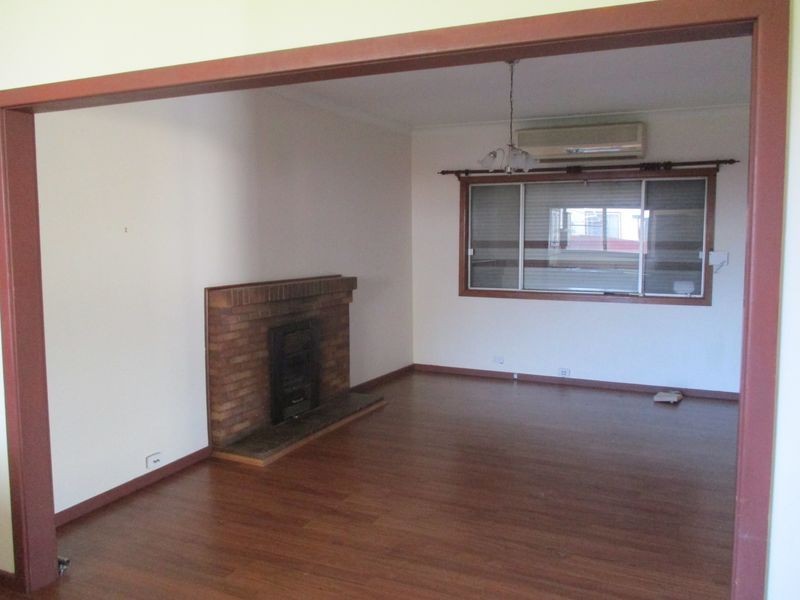 4 Orange St, Abermain NSW 2326