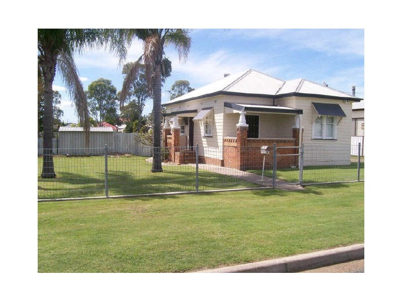 6 Chidgey Street, Cessnock NSW 2325