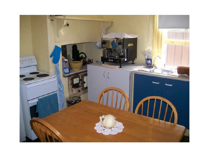 8 Brunker Street, Kurri Kurri NSW 2327