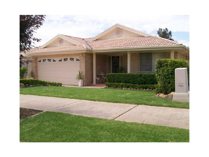 17 Tulloch Terrace, Cessnock NSW 2325