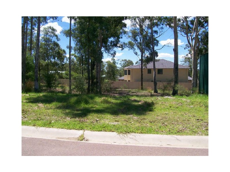 4 Traminer Grove, Cessnock NSW 2325