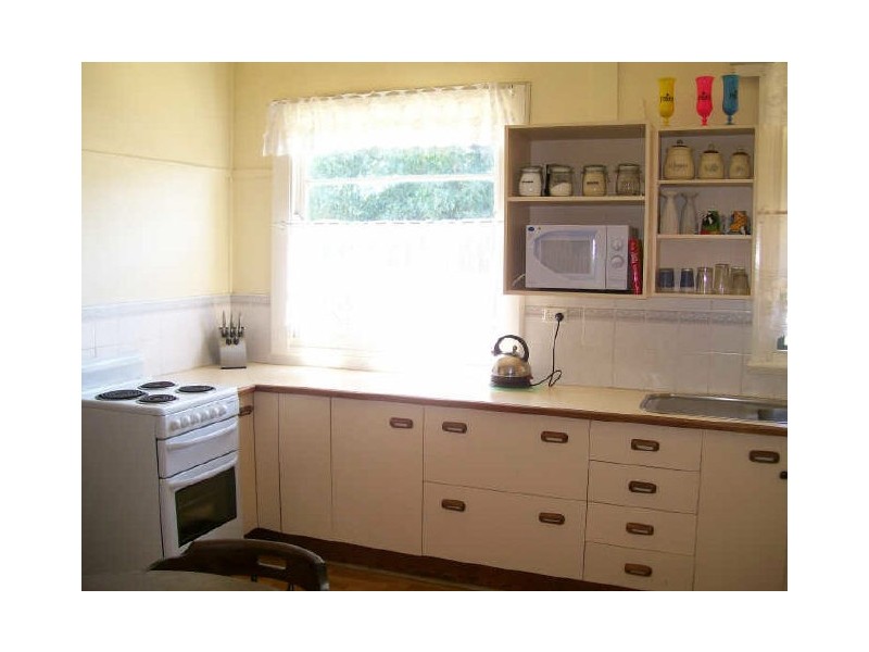 172 Wollombi Road, Cessnock NSW 2325