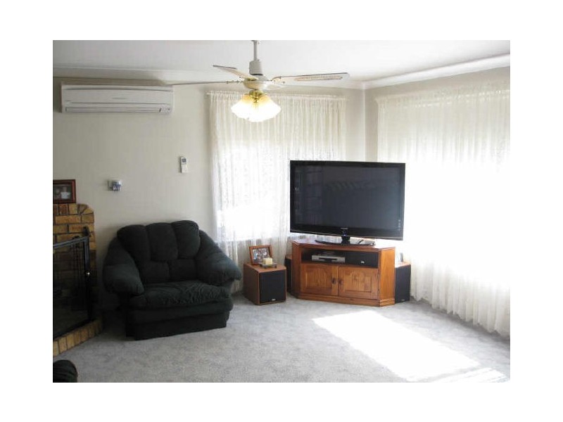 4 Kempe Street, Cessnock NSW 2325